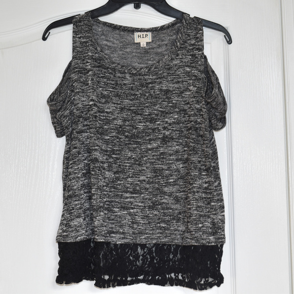 H.I.P Grey Cold Shoulder Lace Detailed Top Size Small - Picture 1 of 5
